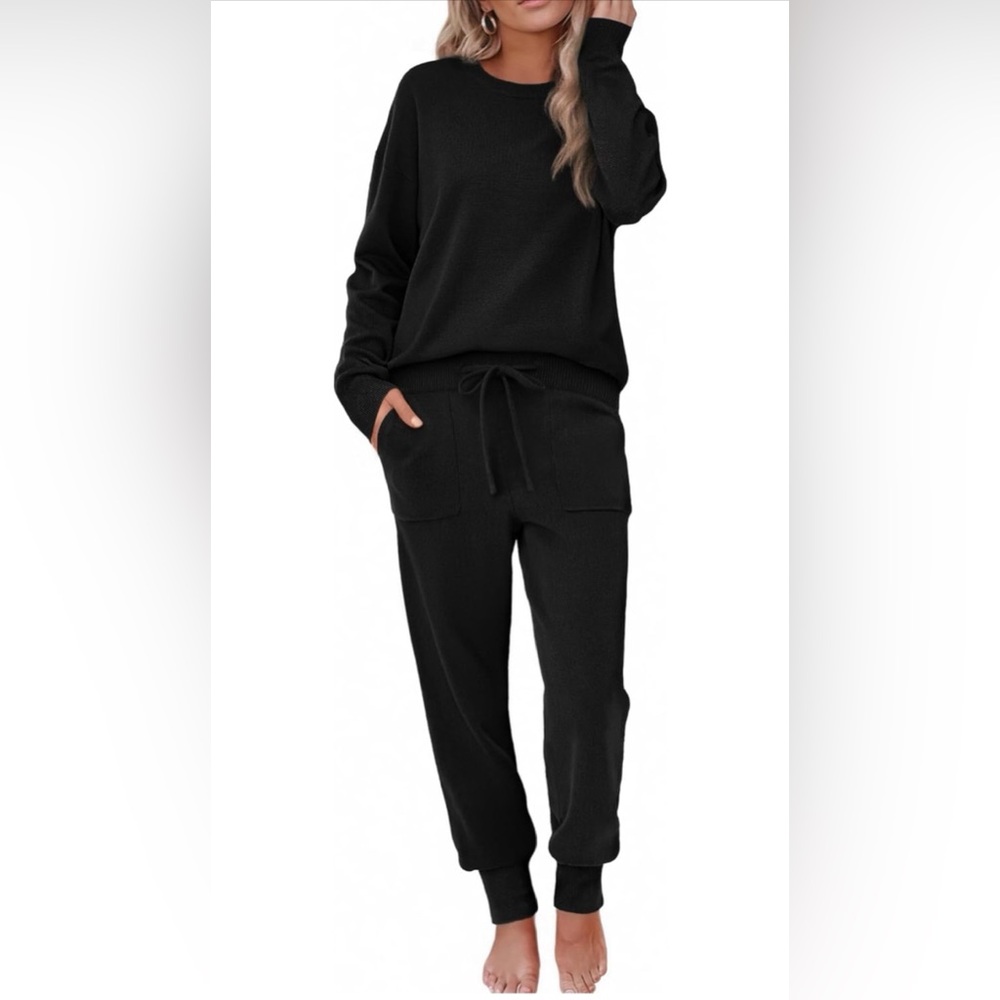 Elegant Black Women's Jogger set